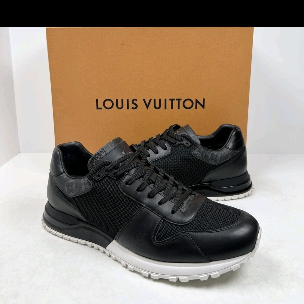Louis Vuitton Men's Black Sneakers